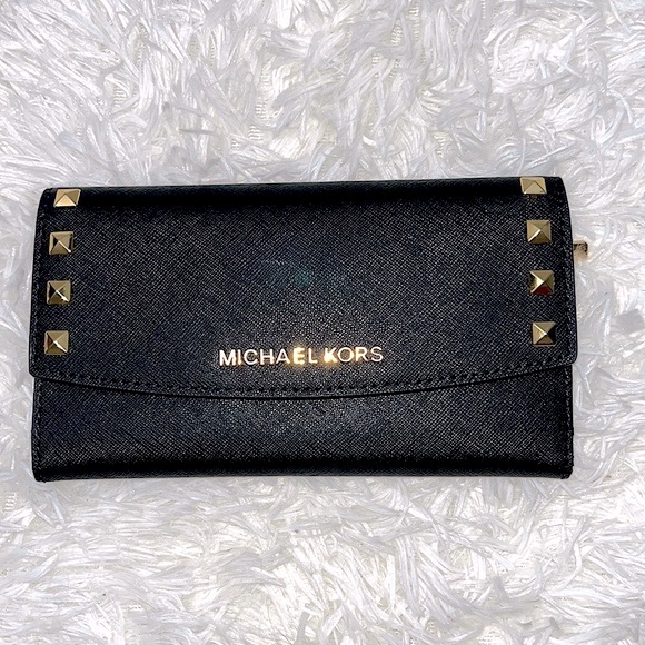 Michael Kors Handbags - Michael Kors Black Womens Wallet